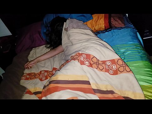❤️ Nevlastný syn nadáva svojej mladej nevlastnej matke, zatiaľ čo ona spí. ️❌ Sex video na sk.quizfarmature.ru ❤